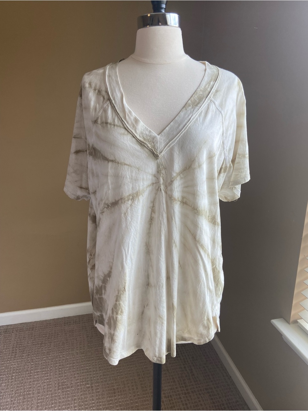 Peach Love‎ California NWOT 100% Cotton Olive Tie-Dye Tee Small Boho Oversized - Picture 2 of 13